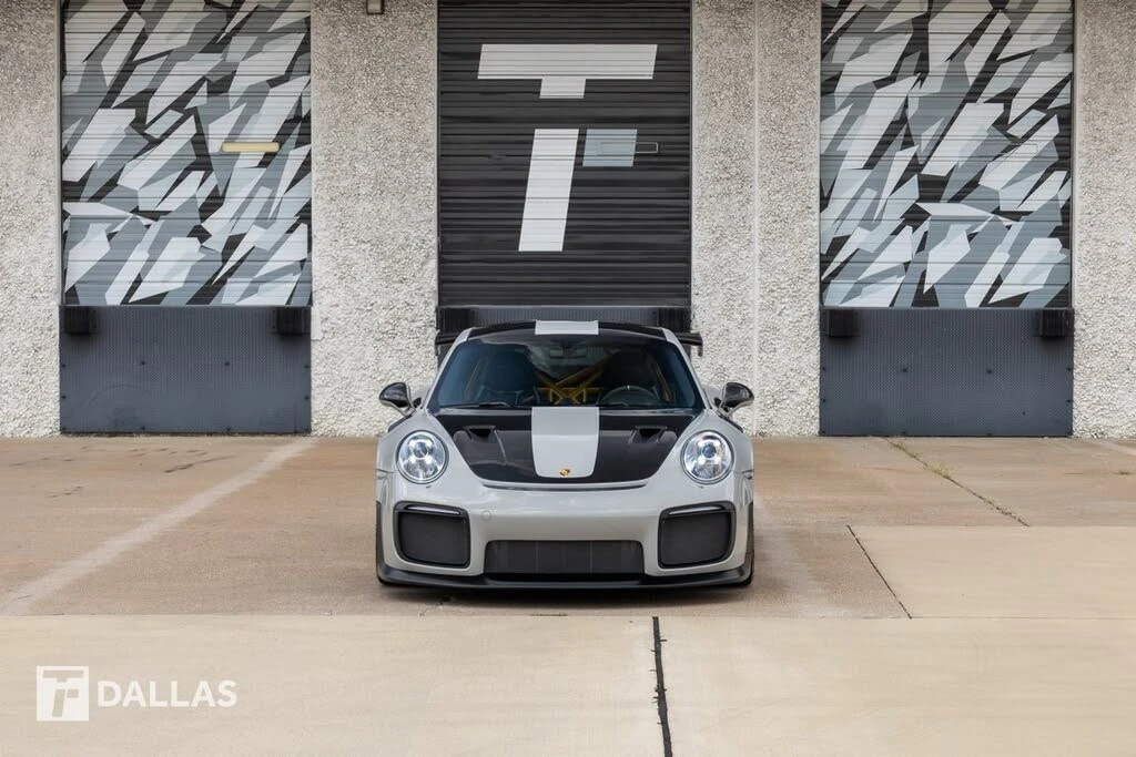 2018 Porsche 991 GT2 RS - Image 4 of 31