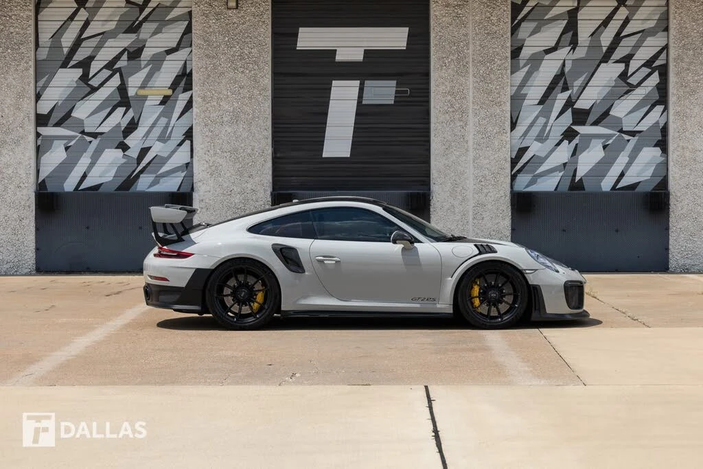 2018 Porsche 991 GT2 RS - Image 17 of 31