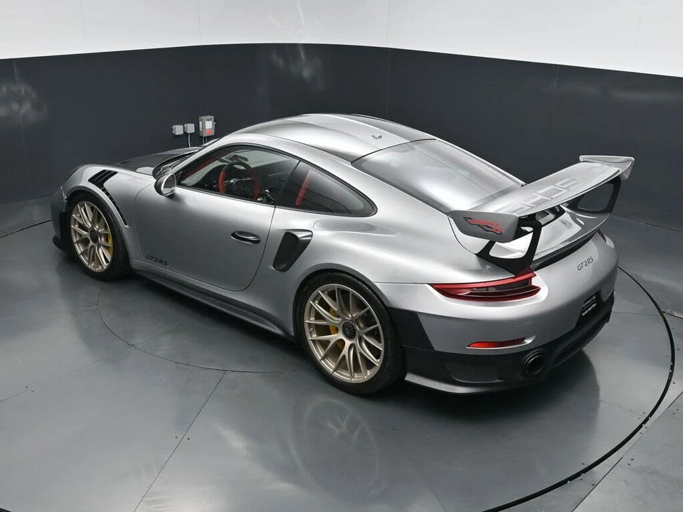 2018 Porsche 991 GT2 RS - Image 16 of 31