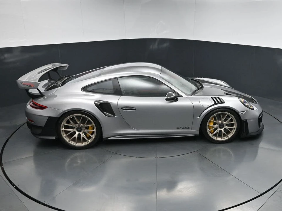 2018 Porsche 991 GT2 RS - Image 19 of 31