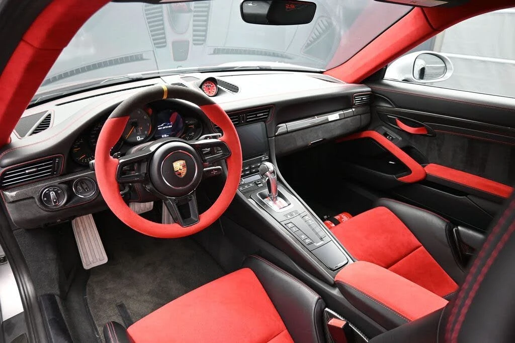 2018 Porsche 991 GT2 RS - Image 4 of 31