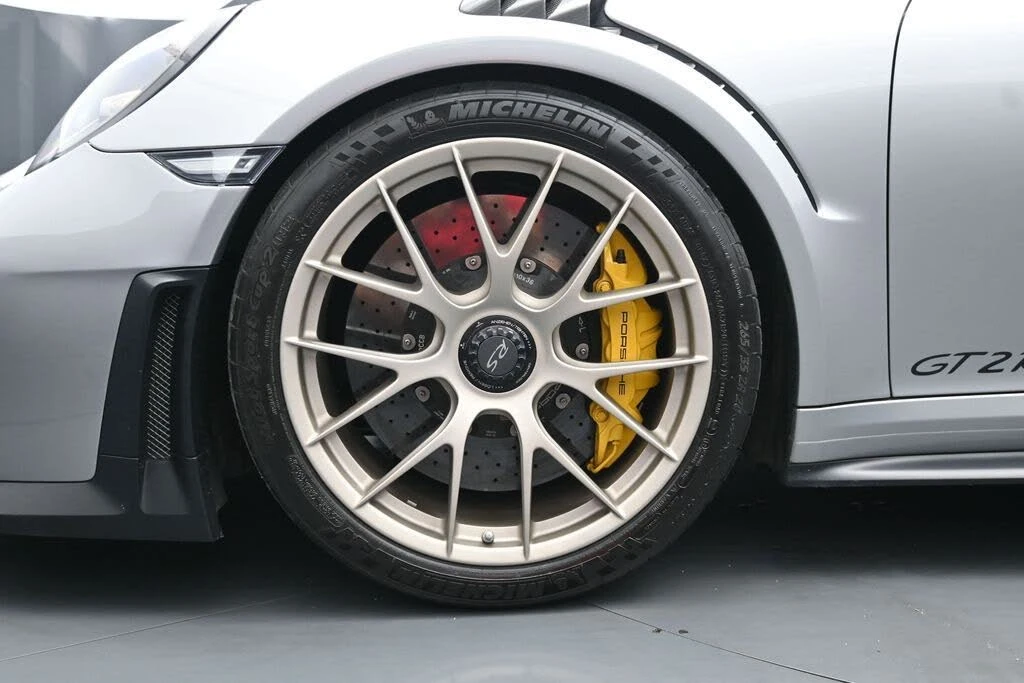 2018 Porsche 991 GT2 RS - Image 7 of 31