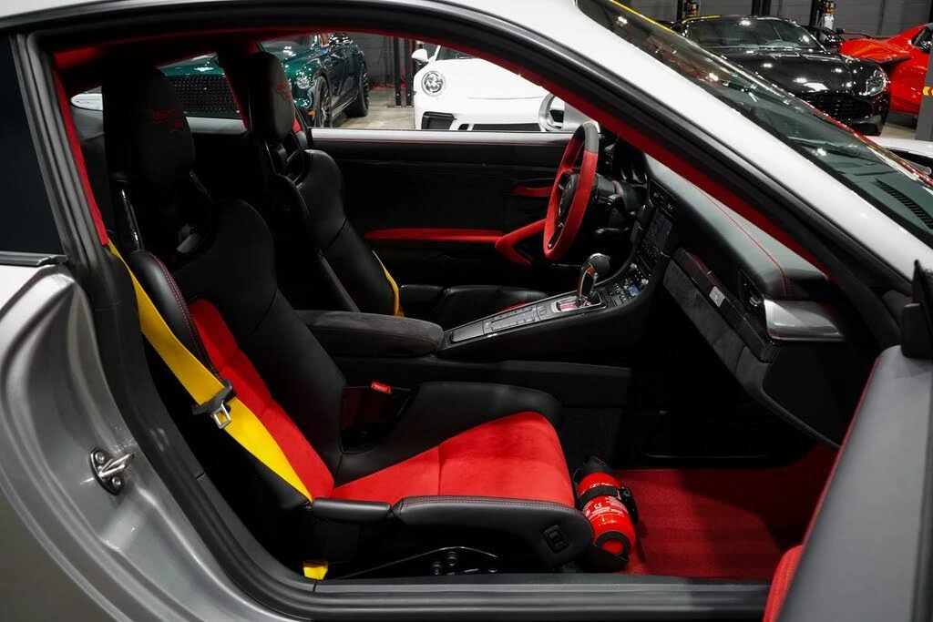 2018 Porsche 991 GT2 RS - Image 31 of 31