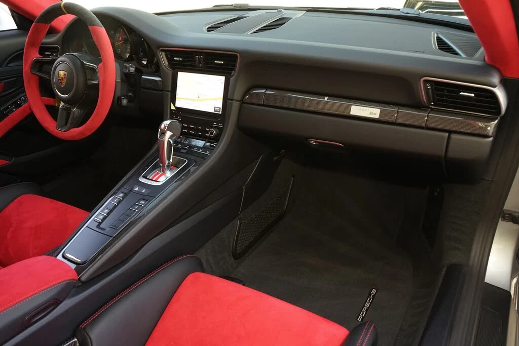 2018 Porsche 991 GT2 RS - Image 20 of 31