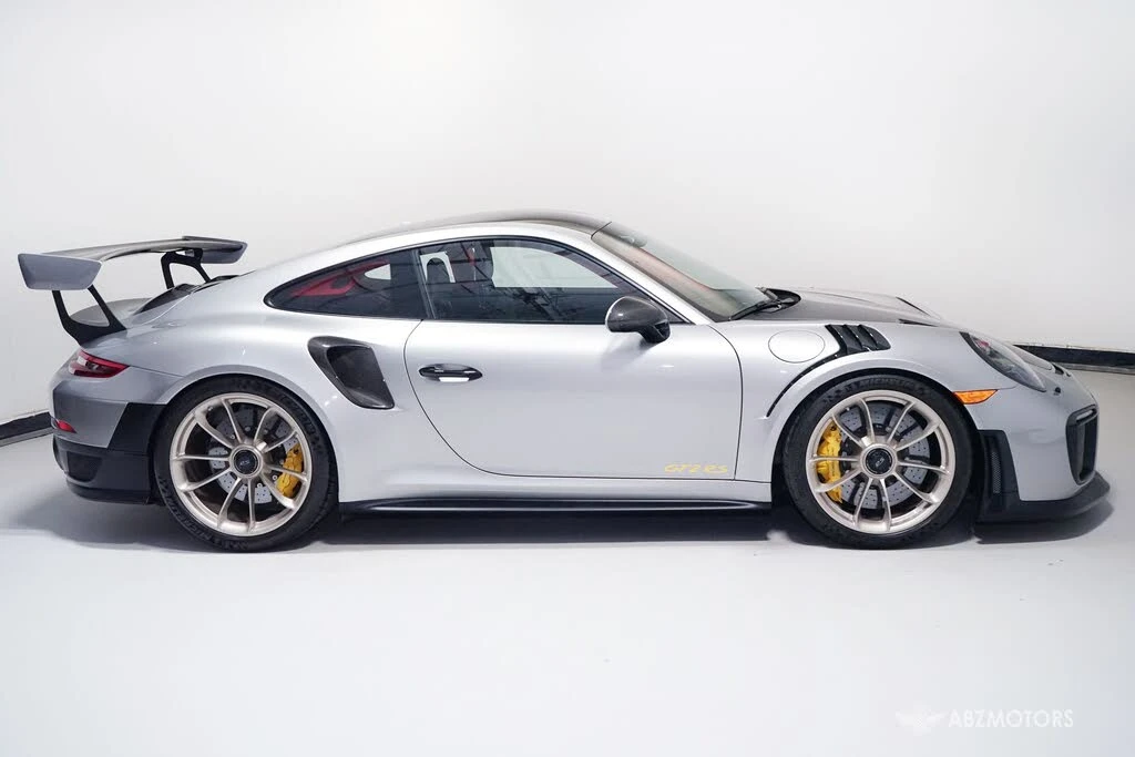 2018 Porsche 991 GT2 RS - Image 4 of 31