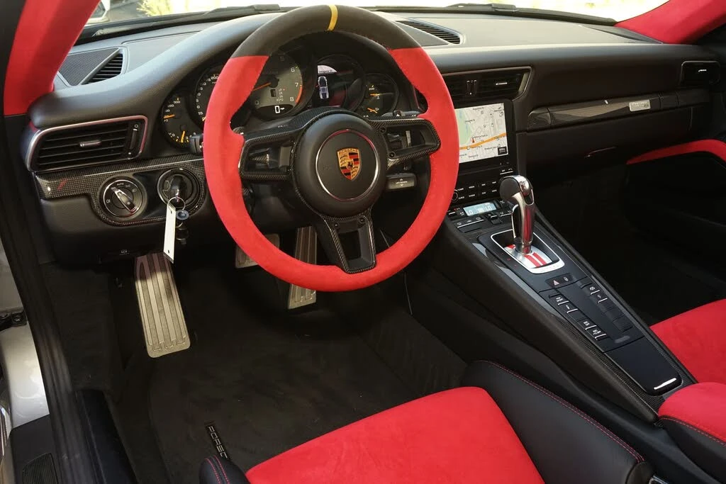 2018 Porsche 991 GT2 RS - Image 17 of 31