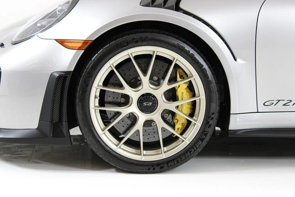 2018 Porsche 991 GT2 RS - Image 19 of 31