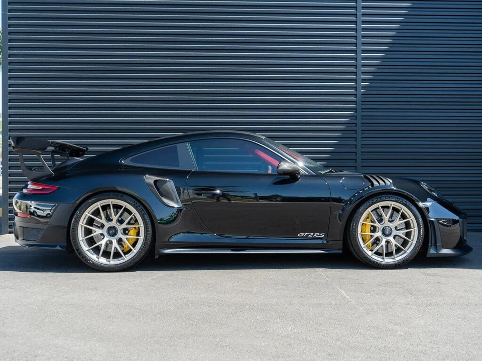 2018 Porsche 991 GT2 RS - Image 8 of 31