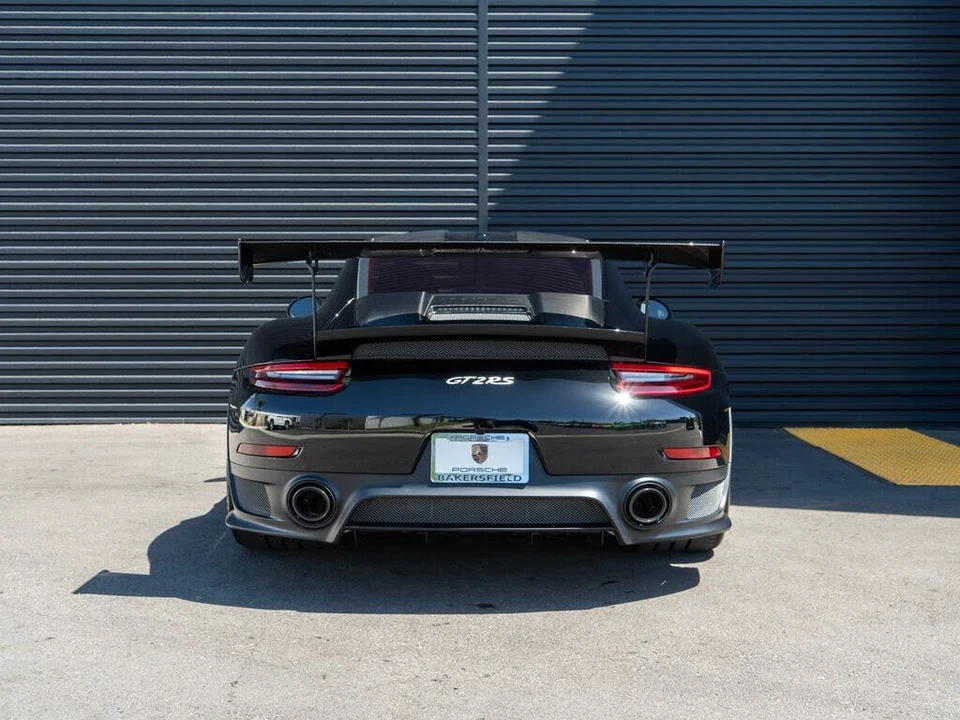 2018 Porsche 991 GT2 RS - Image 10 of 31