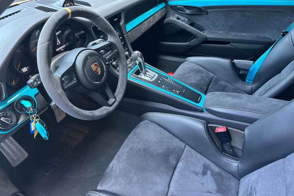 2018 Porsche 991 GT2 RS - Image 4 of 31