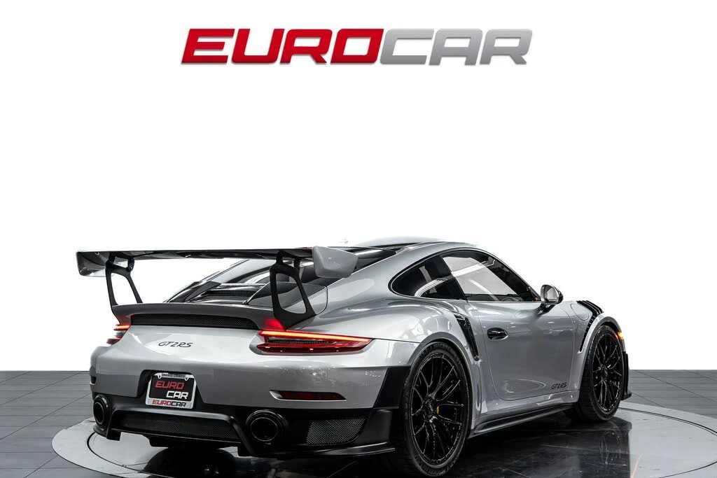 2018 Porsche 991 GT2 RS - Image 5 of 31