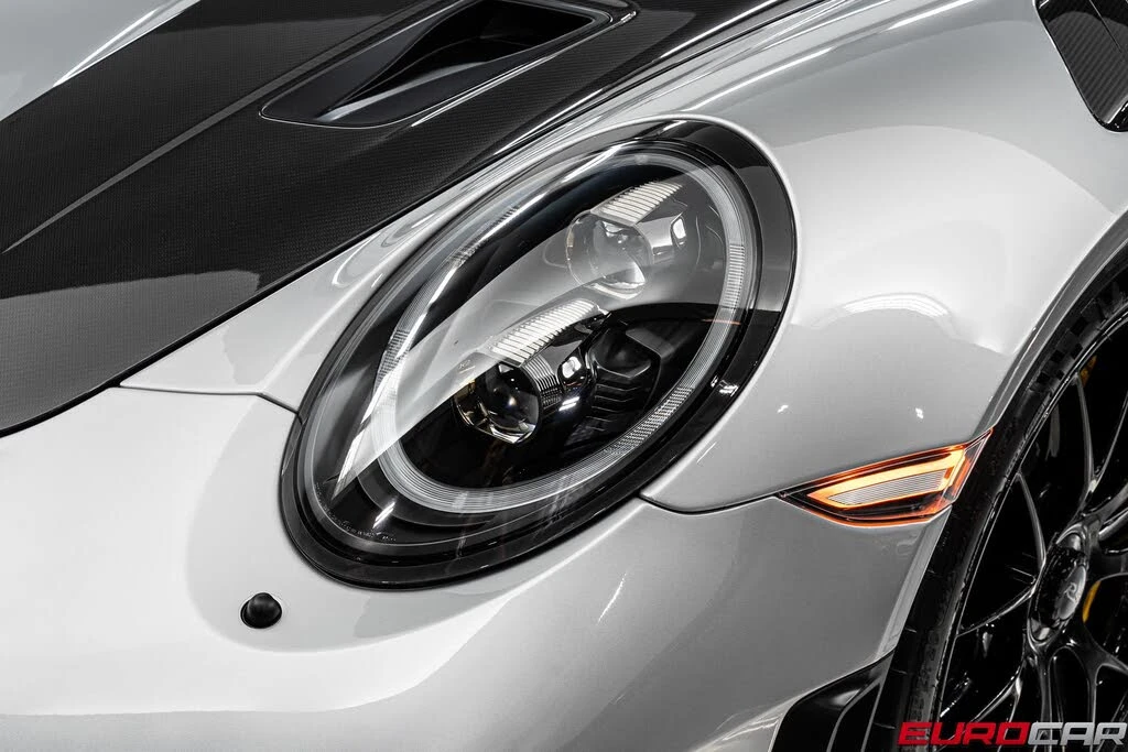 2018 Porsche 991 GT2 RS - Image 11 of 31