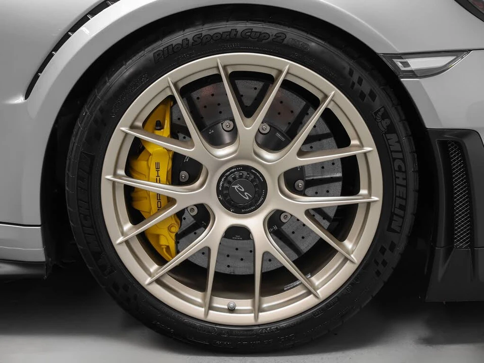 2018 Porsche 991 GT2 RS - Image 27 of 31