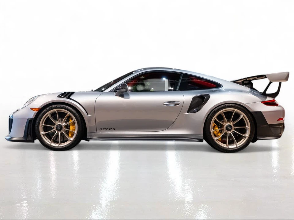2018 Porsche 991 GT2 RS - Image 3 of 31