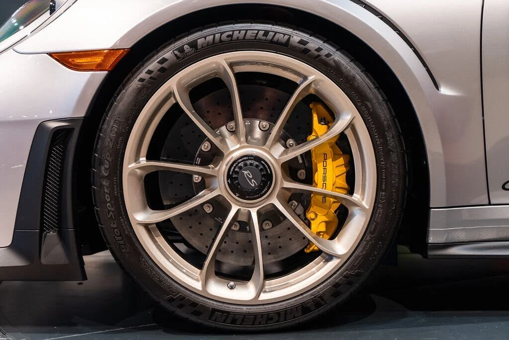 2018 Porsche 991 GT2 RS - Image 17 of 31