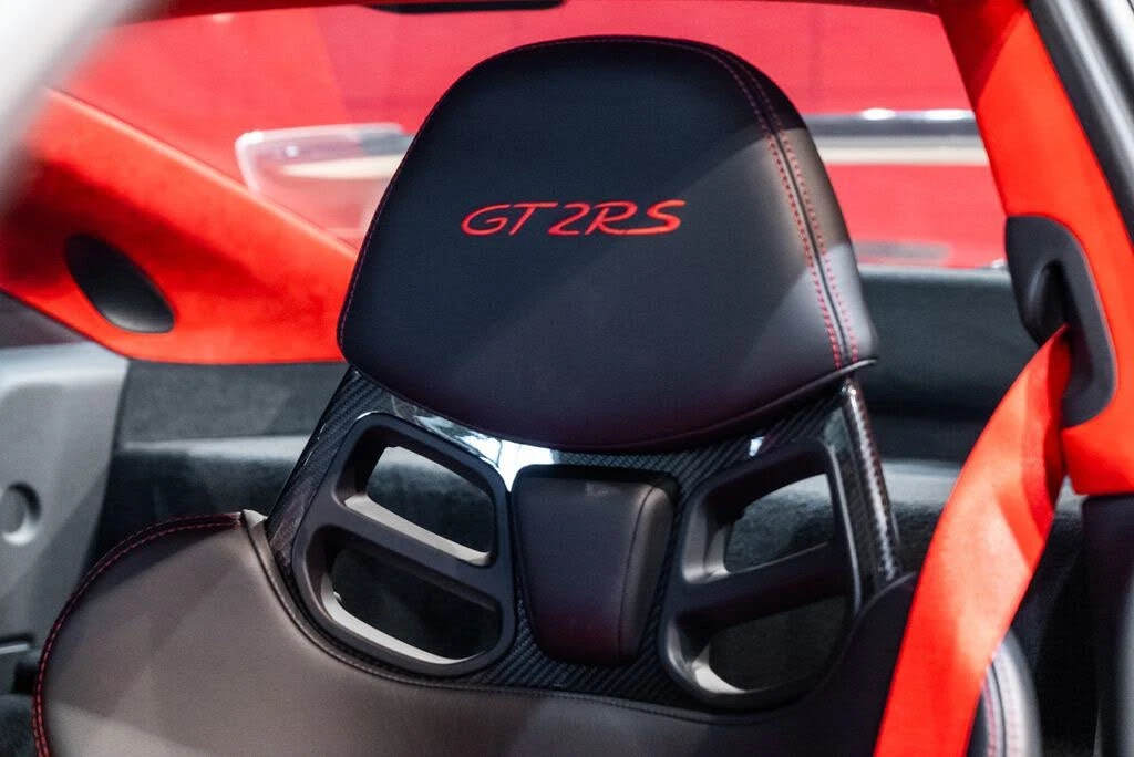 2018 Porsche 991 GT2 RS - Image 6 of 31