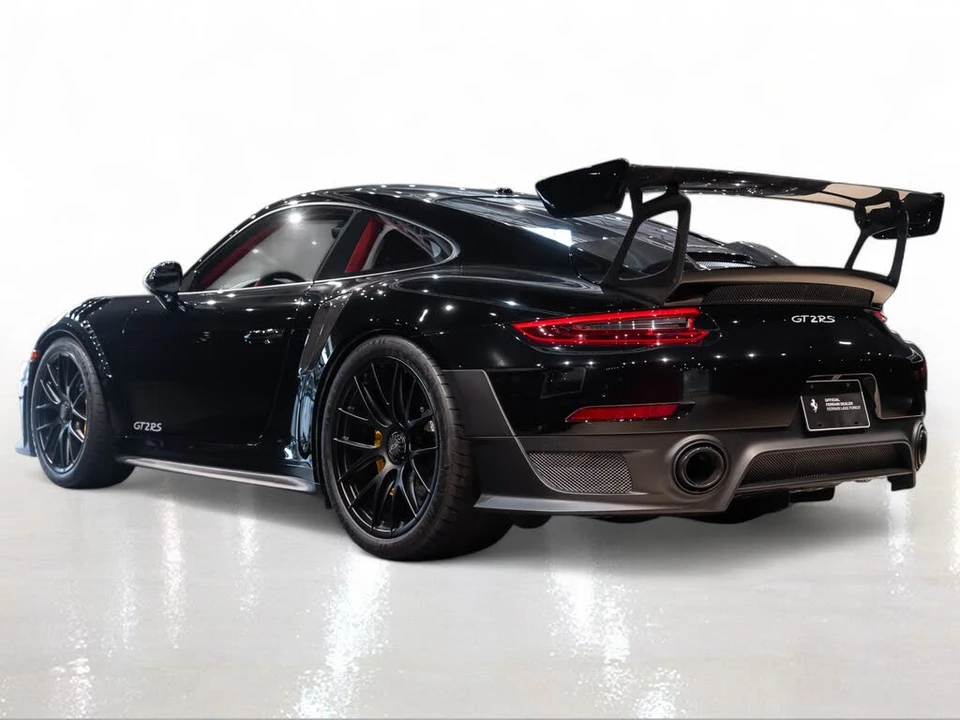 2018 Porsche 991 GT2 RS - Image 2 of 31