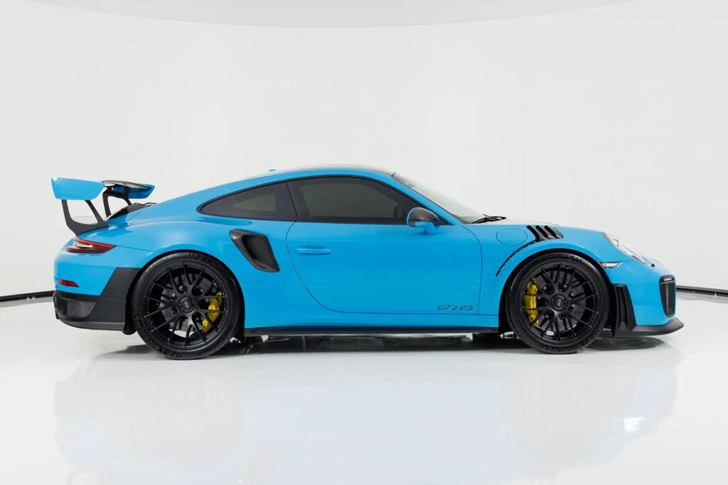 2018 Porsche 991 GT2 RS - Image 2 of 31