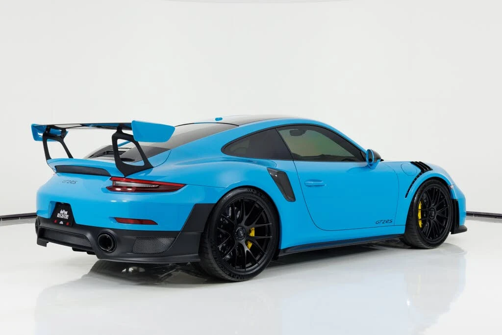 2018 Porsche 991 GT2 RS - Image 3 of 31