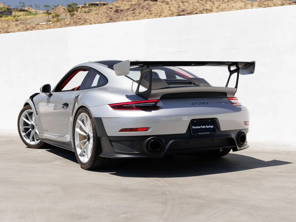 2018 Porsche 991 GT2 RS - Image 3 of 31