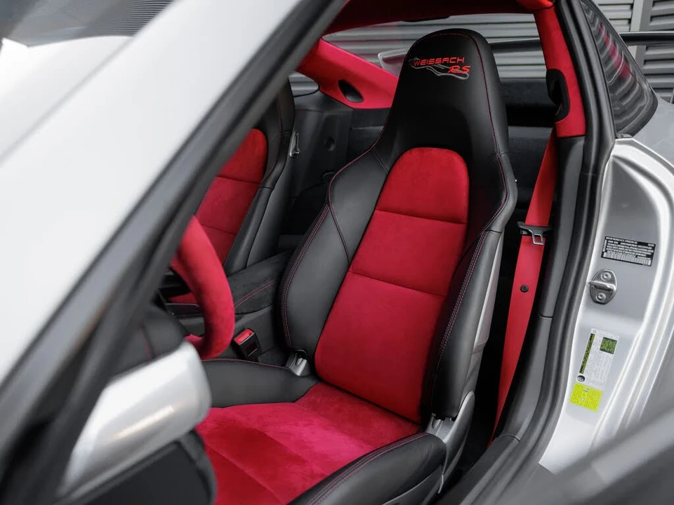 2018 Porsche 991 GT2 RS - Image 5 of 31