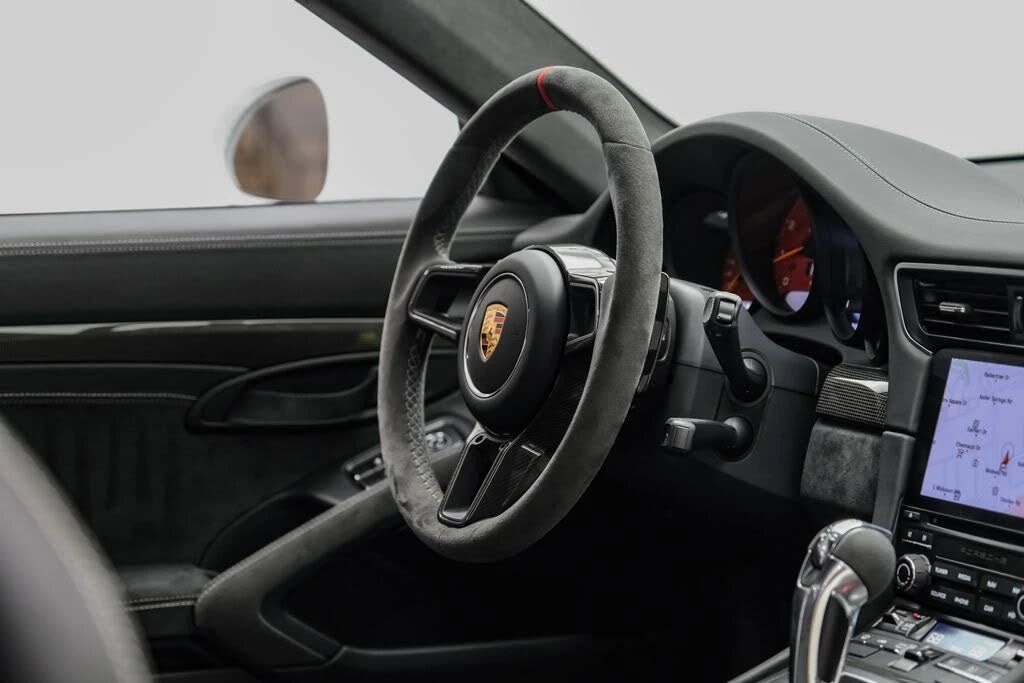 2018 Porsche 991 GT2 RS - Image 13 of 31