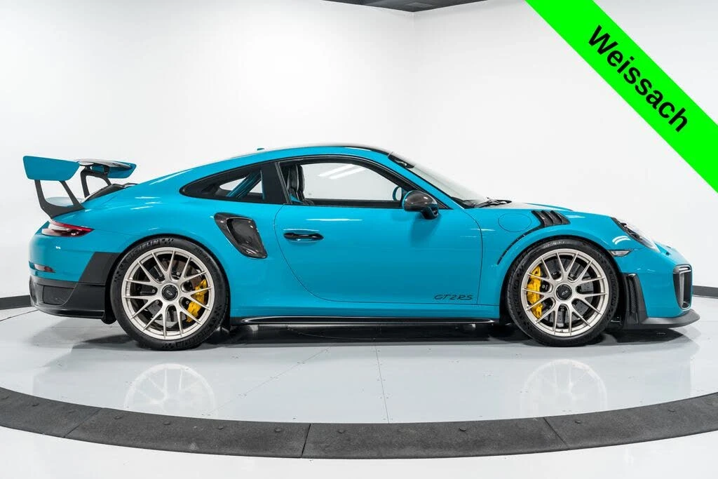 2018 Porsche 991 GT2 RS - Image 2 of 31