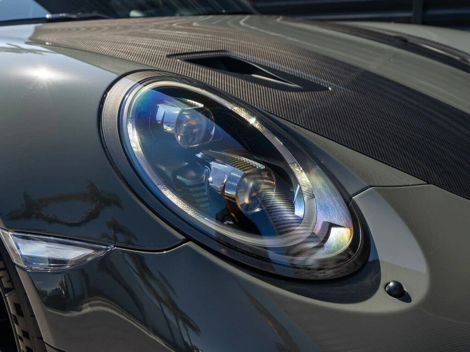 2018 Porsche 991 GT2 RS - Image 13 of 31