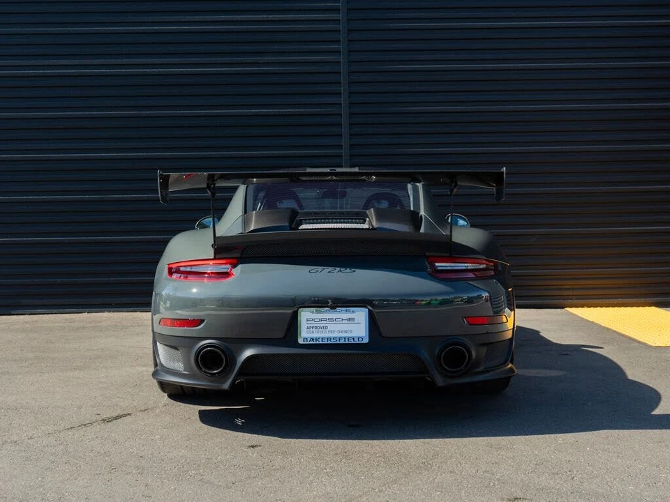2018 Porsche 991 GT2 RS - Image 10 of 31