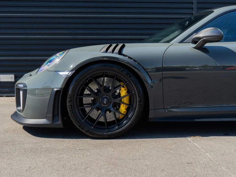 2018 Porsche 991 GT2 RS - Image 12 of 31