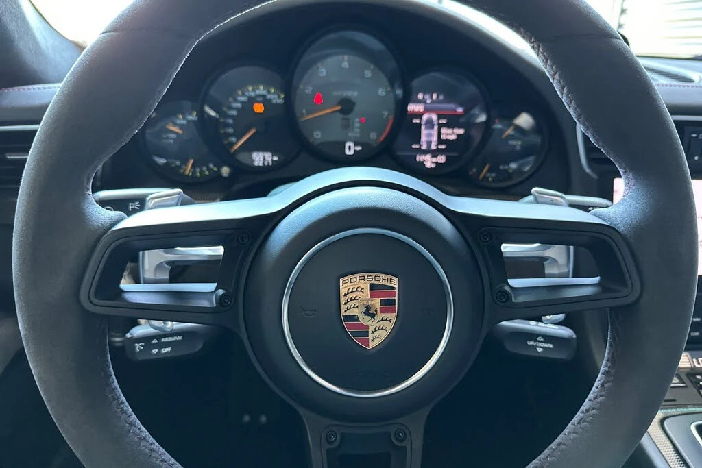 2018 Porsche 991 GT2 RS - Image 27 of 31