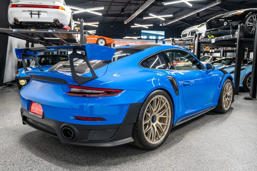2018 Porsche 991 GT2 RS - Image 8 of 31