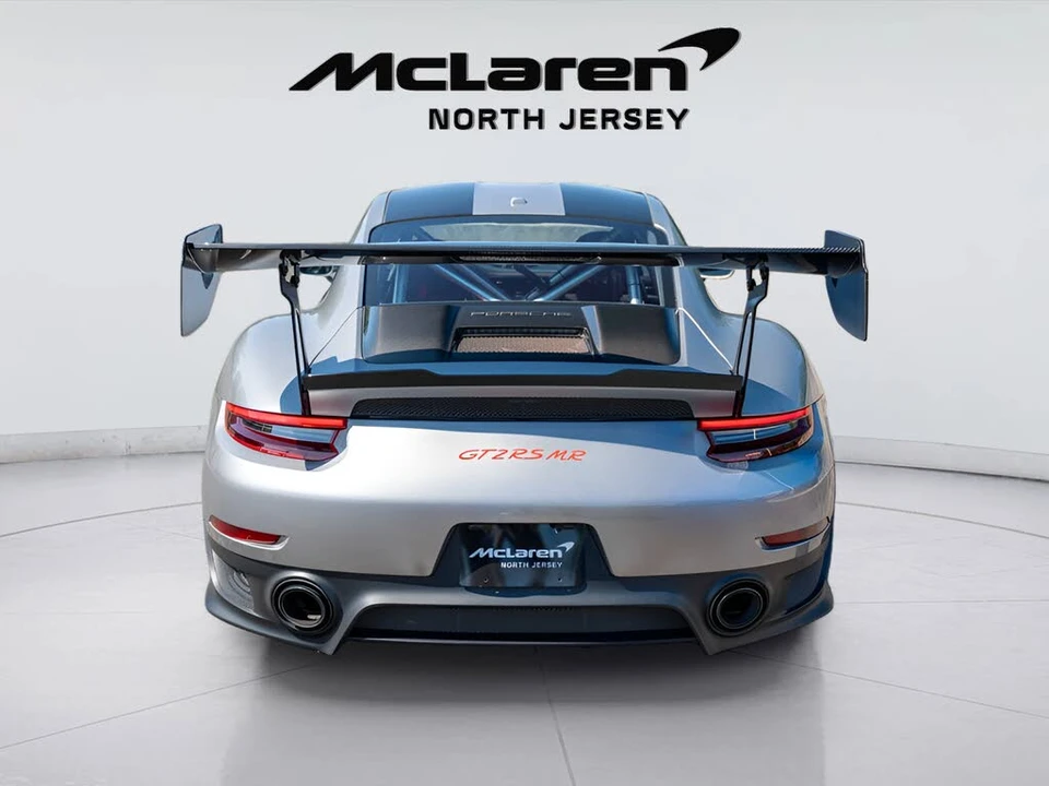 2018 Porsche 991 GT2 RS - Image 18 of 31
