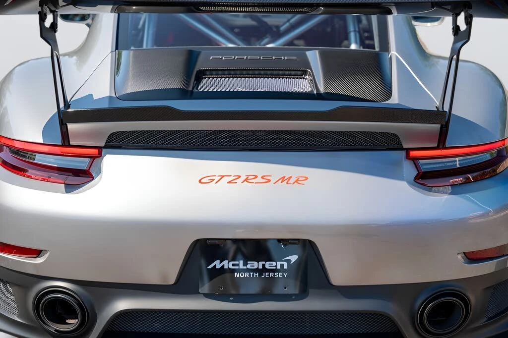 2018 Porsche 991 GT2 RS - Image 19 of 31