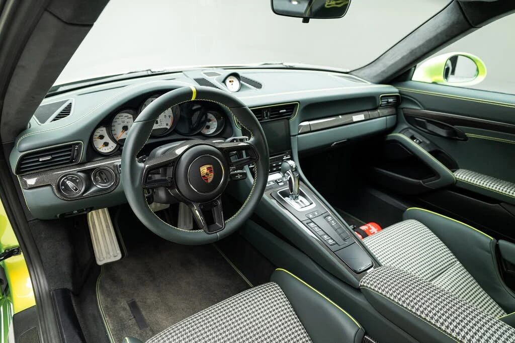 2018 Porsche 991 GT2 RS - Image 20 of 29