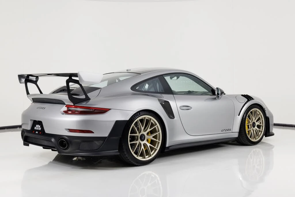 2018 Porsche 991 GT2 RS - Image 3 of 31