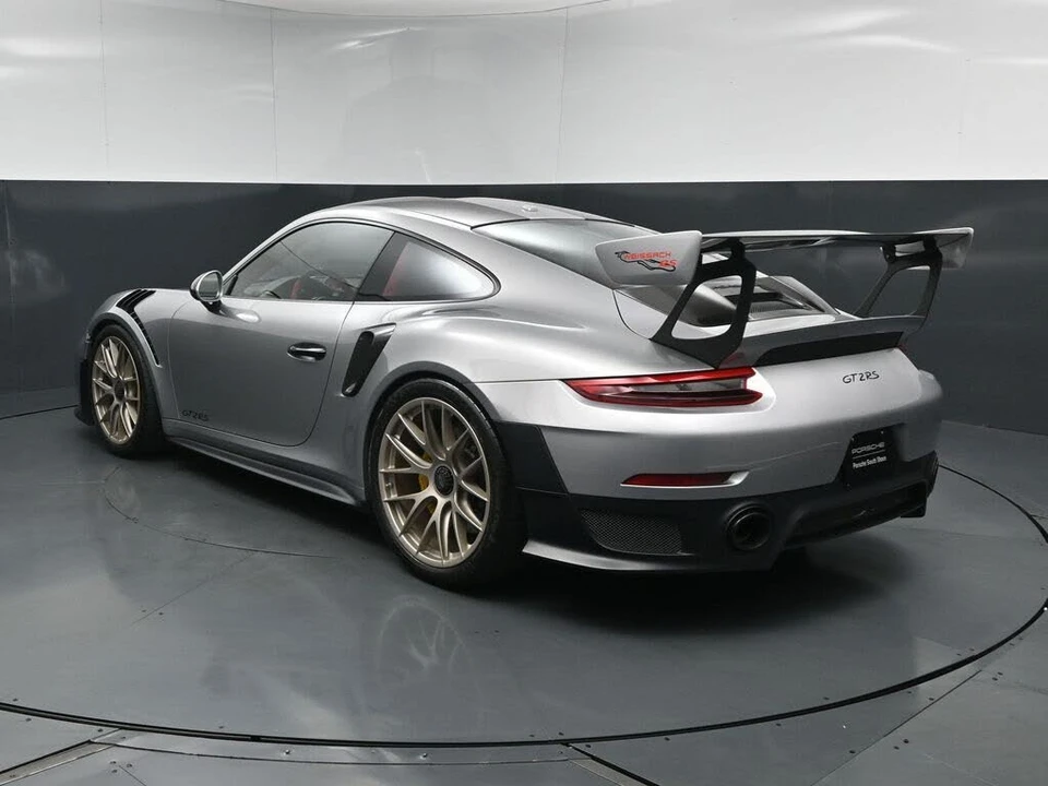2018 Porsche 991 GT2 RS - Image 3 of 31
