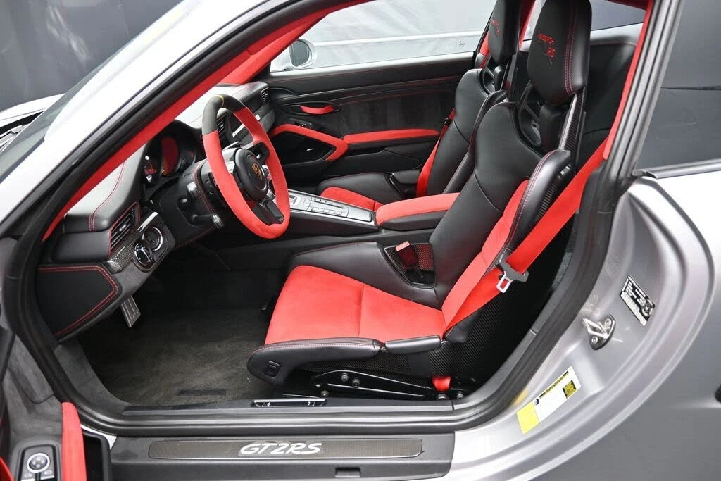 2018 Porsche 991 GT2 RS - Image 5 of 31