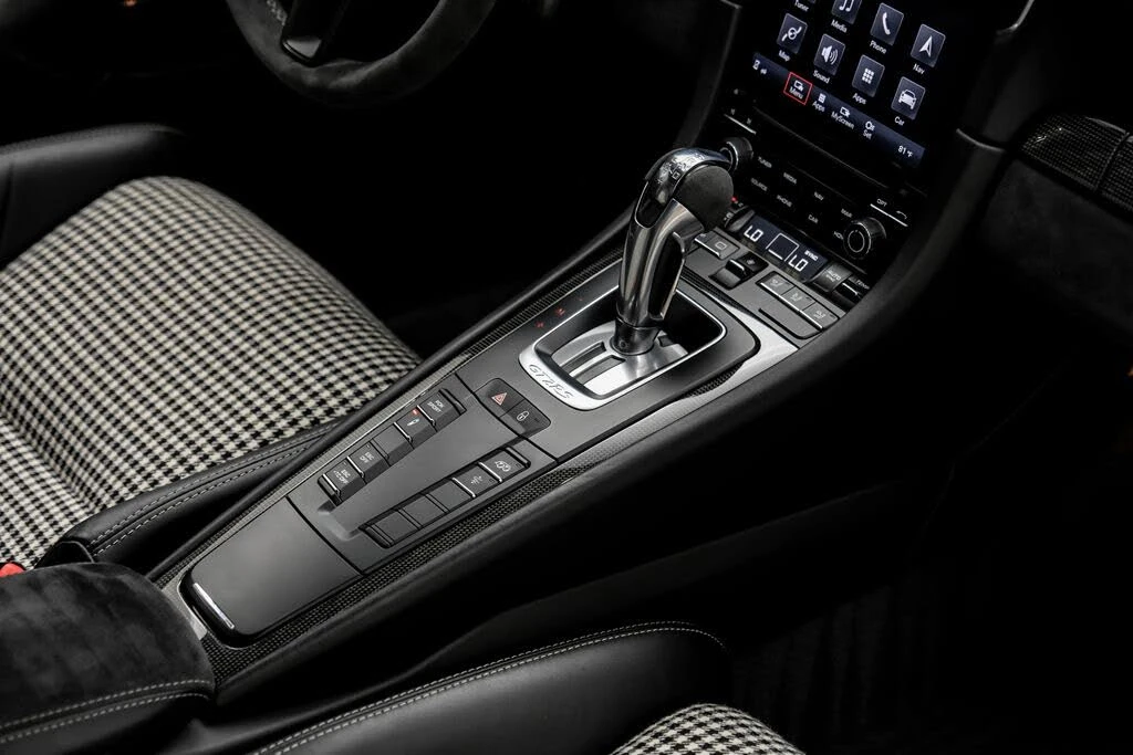 2018 Porsche 991 GT2 RS - Image 23 of 31