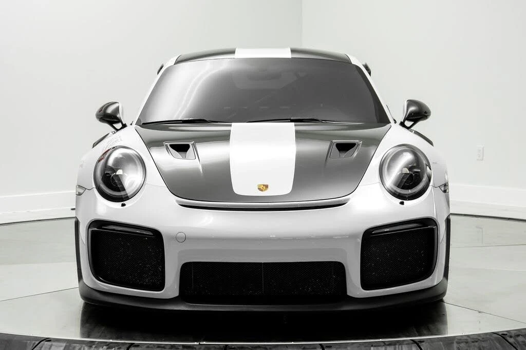 2018 Porsche 991 GT2 RS - Image 2 of 31