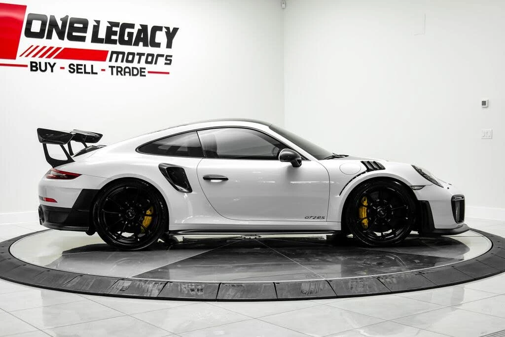 2018 Porsche 991 GT2 RS - Image 8 of 31