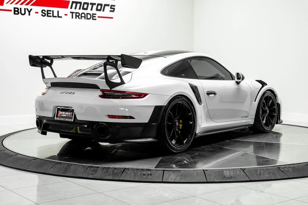 2018 Porsche 991 GT2 RS - Image 9 of 31
