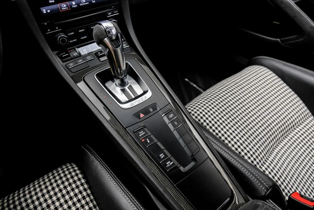 2018 Porsche 991 GT2 RS - Image 24 of 31