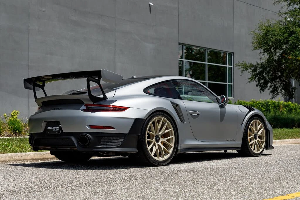 2018 Porsche 991 GT2 RS - Image 6 of 31