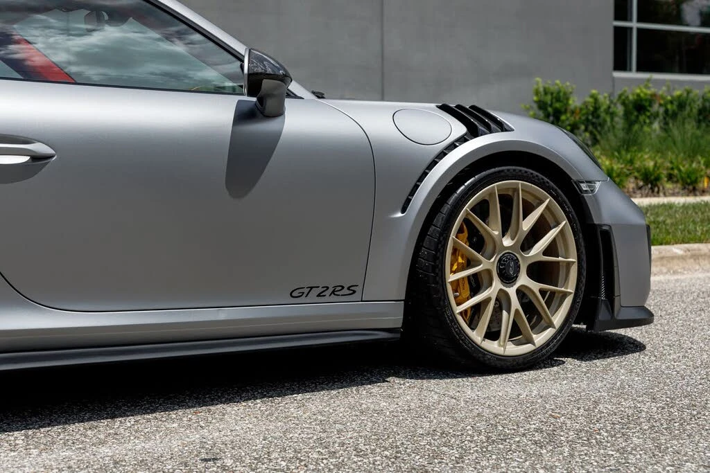 2018 Porsche 991 GT2 RS - Image 11 of 31