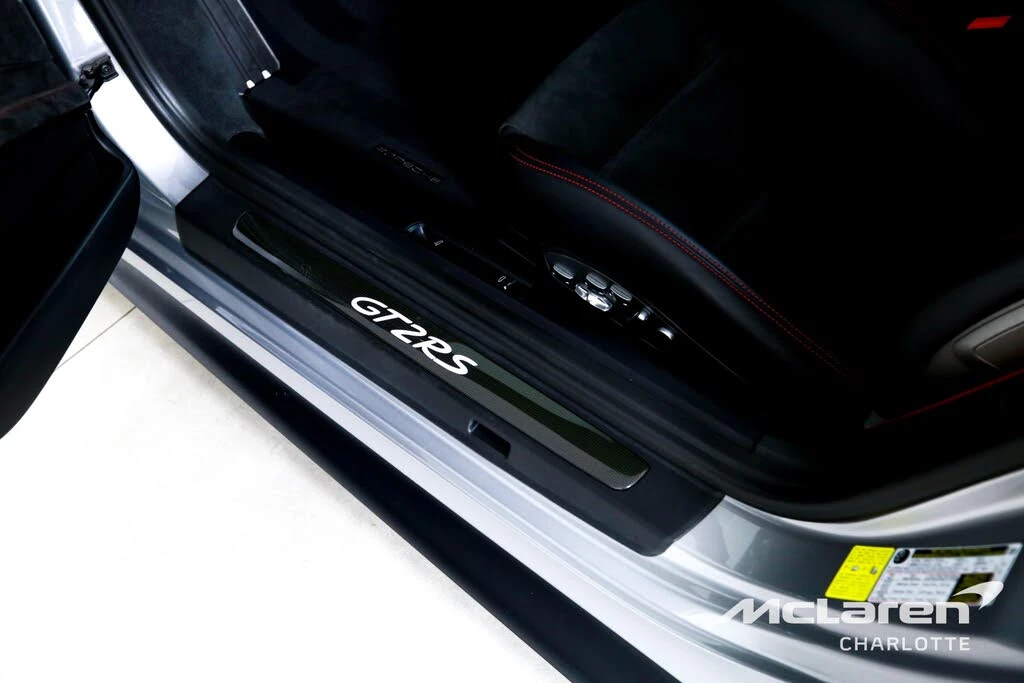 2018 Porsche 991 GT2 RS - Image 18 of 31
