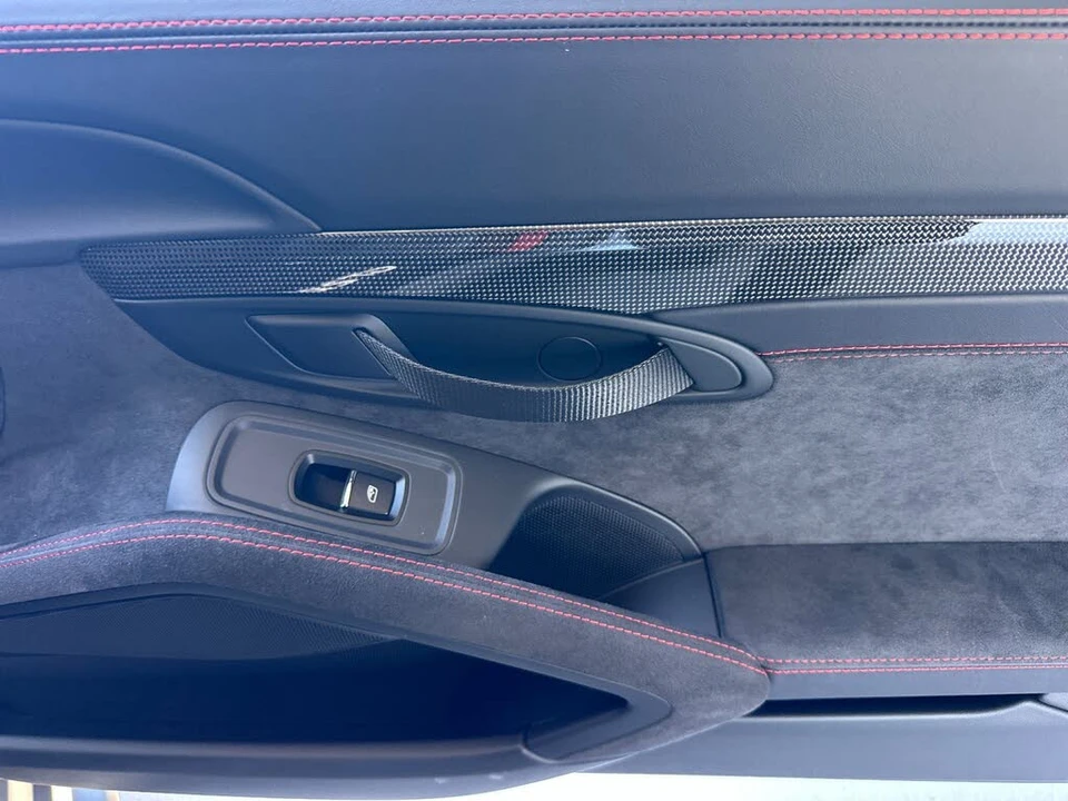 2018 Porsche 991 GT2 RS - Image 18 of 31