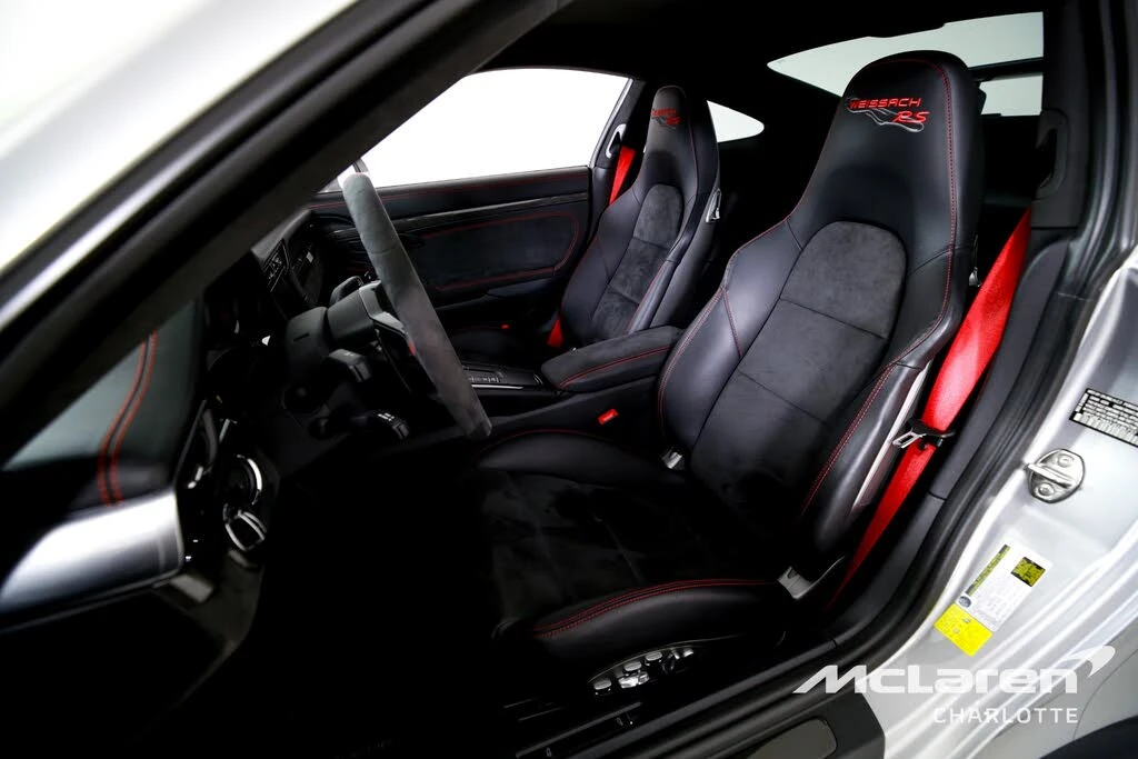 2018 Porsche 991 GT2 RS - Image 11 of 31