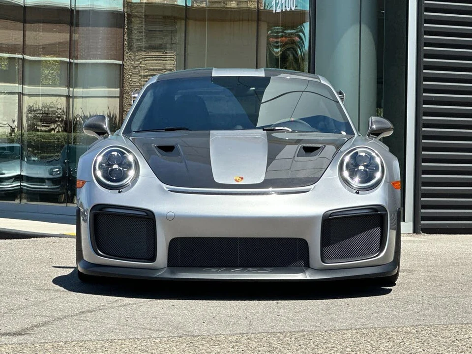 2018 Porsche 991 GT2 RS - Image 11 of 31