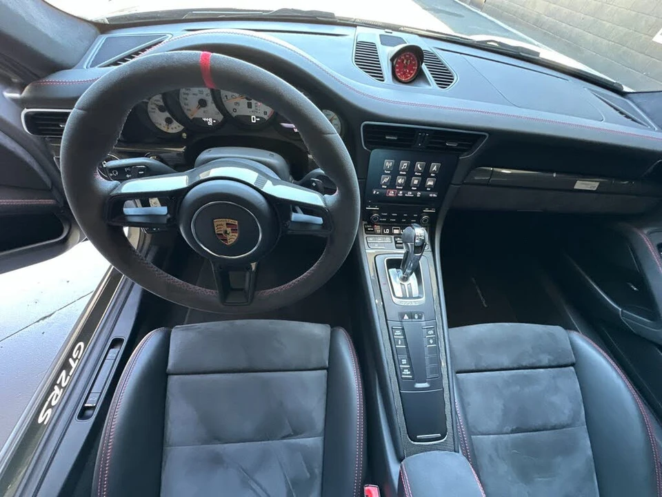 2018 Porsche 991 GT2 RS - Image 6 of 31